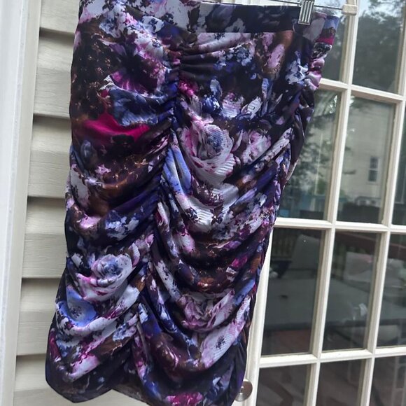 Cache Woman Rushed Skirt, Purple Floral Stretch Elastic Waist, Size 8 - Picture 4 of 6